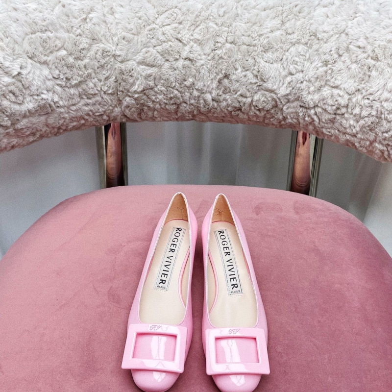 roger u1u1er flat shoes